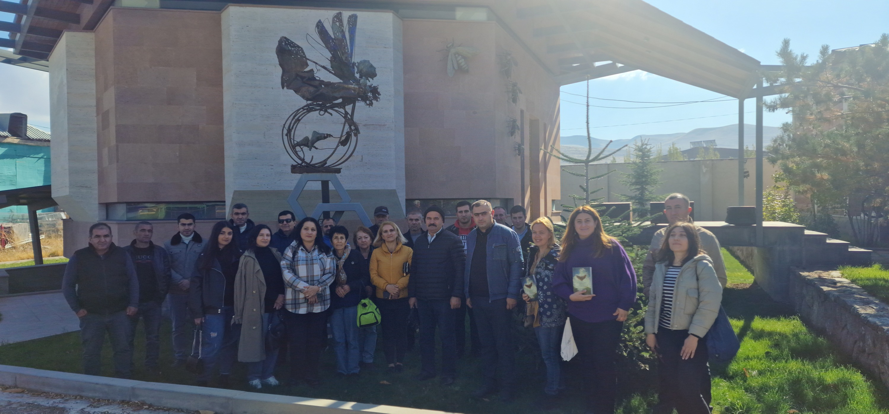 Գիտելիքի և հմտությունների կատարելագործում Լեռնային Ղարաբաղից տեղահանված անձանց համար՝ գյուղատնտեսական գործունեություն սկսելու նպատակով - նկարներ 13